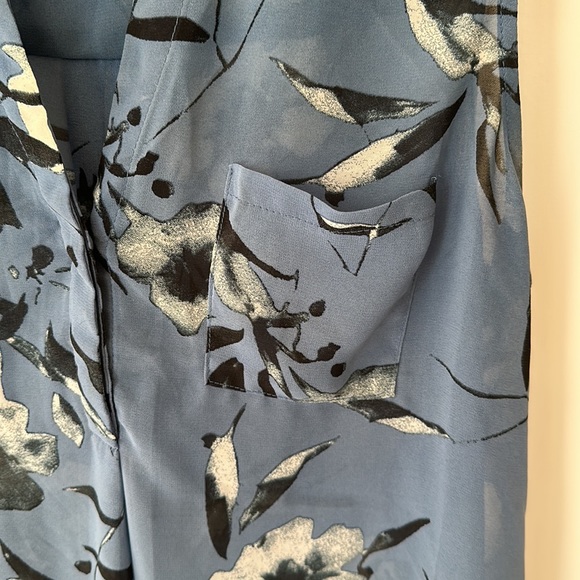 Gentle Fawn Blouse - Picture 4 of 8